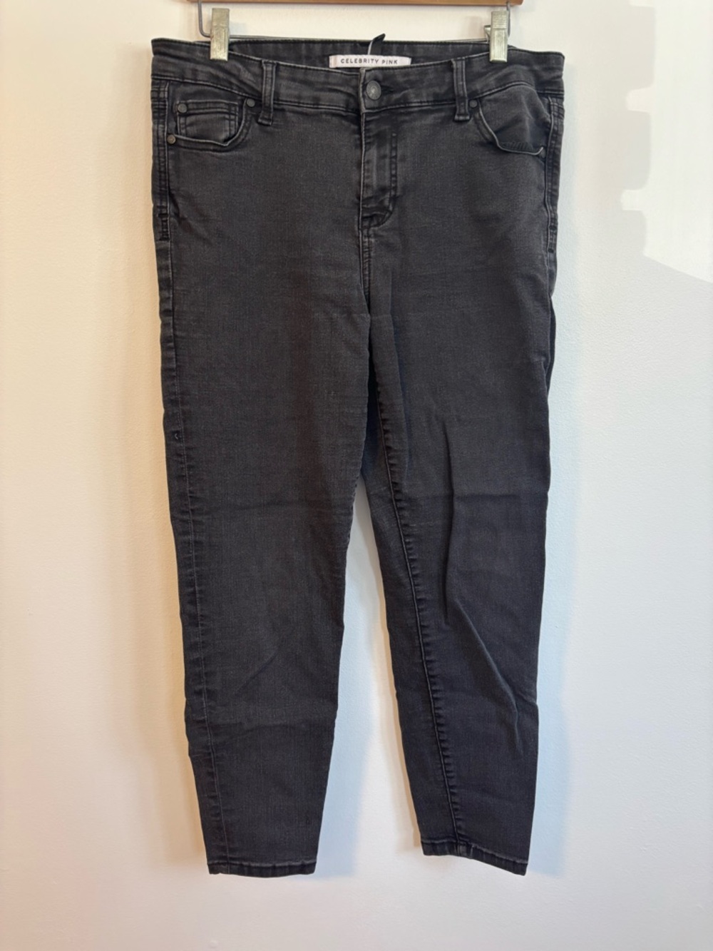 Celebrity Pink Dark Wash Black Cotton Skinny Jeans Size 11/30